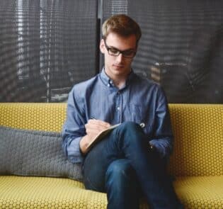 Toimintasuunnitelma auttaa yrityksiä saavuttamaan tavoitteensa strategisen suunnittelun avulla.